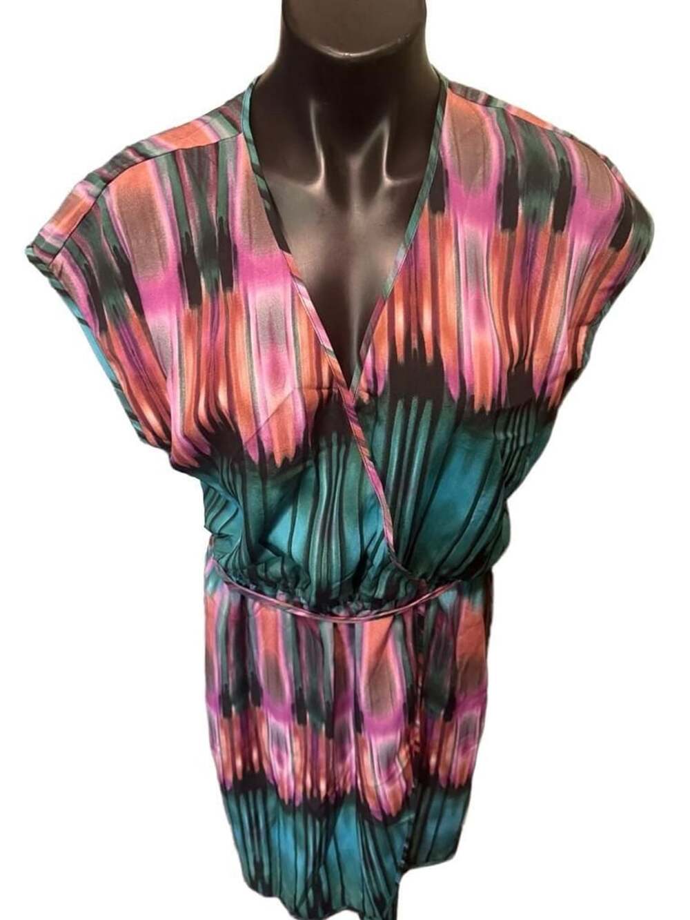 fynn & rose Dress Size 10 Multicolor Abstract Print V-Neck Midi